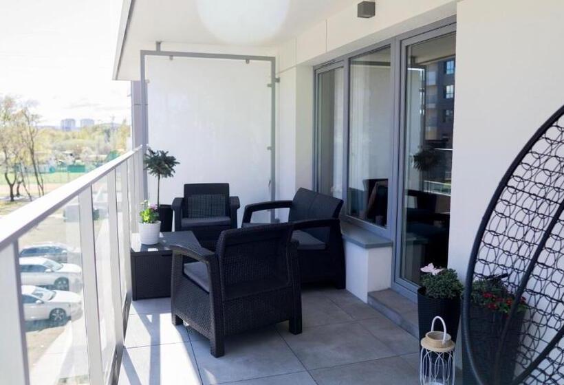 Апартаменты Deluxe 1 Спальня, Symphony Baltica Towers Apartamenty