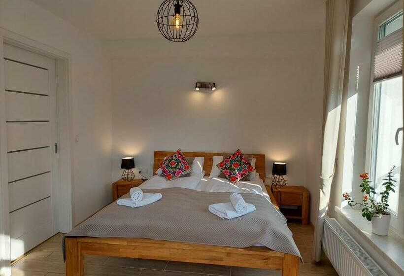 آپارتمان 1 خوابه, Apartamenty Biała Perła