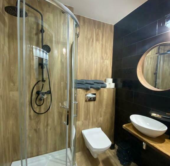 شقة غرفة واحدة, Apartamenty Liwa