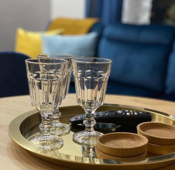 Апартаменты 1 Спальня, Apartamenty Liwa