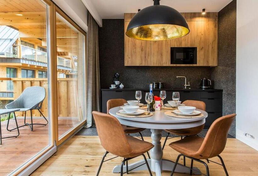 Апартаменты Deluxe 1 Спальня, Aparthotel Royal Resort Spa Zakopane