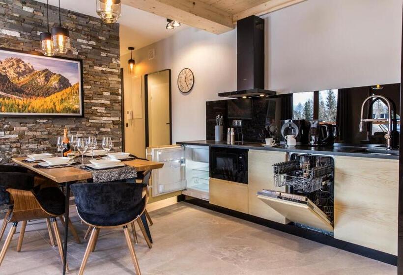 Апартаменты 2 Спальни, Aparthotel Royal Resort Spa Zakopane
