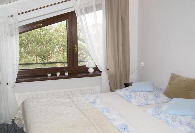 سوئیت با بالکن, Gościnny Dom