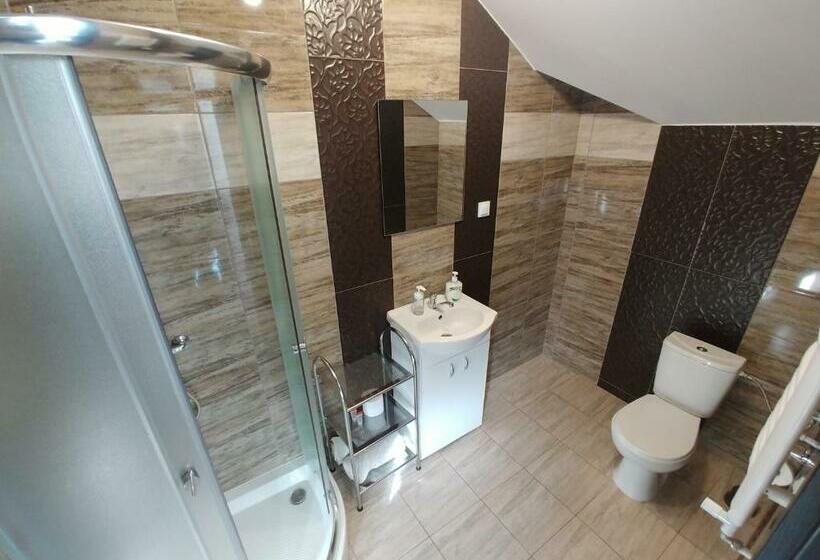 غرفة أساسية فردية, Perła Kujaw