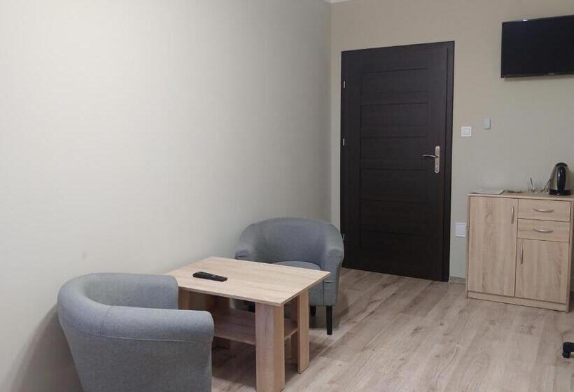 غرفة قياسية سرير كينج, Perła Kujaw