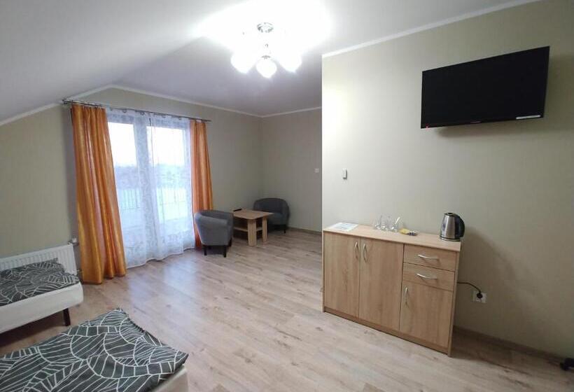 غرفة قياسية ثلاثية, Perła Kujaw