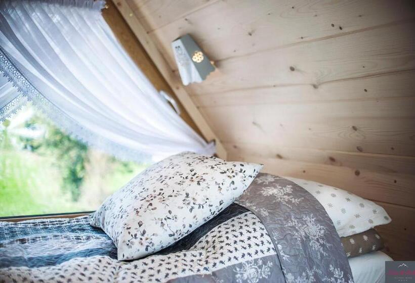 חדר סטנדרט לשלושה, Stachelisko   Domki I Pokoje