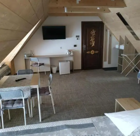 スタンダード４人部屋, Stachelisko   Domki I Pokoje