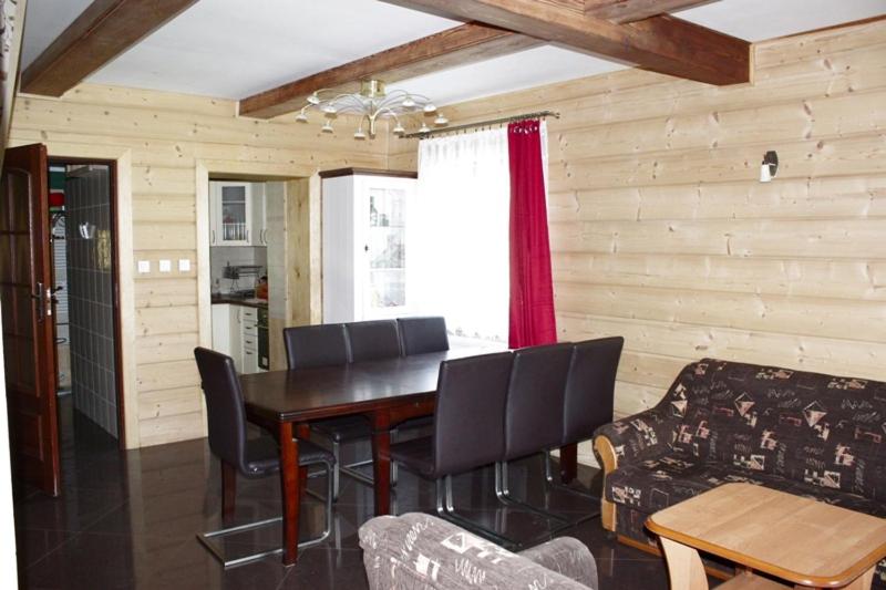 4ベッドルームハウス, Agroturystyka żubr