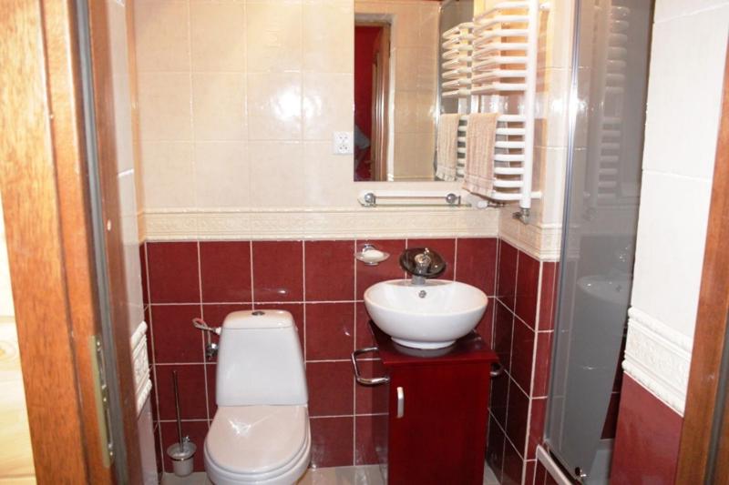 4ベッドルームハウス, Agroturystyka żubr