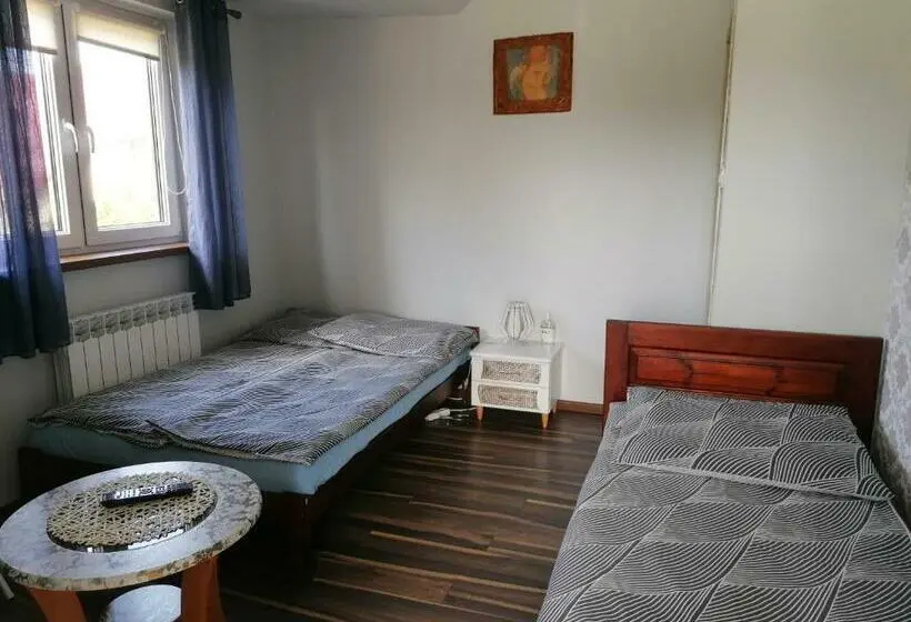 Standard Kolmen Hengen Huone Parveke, Cicha Dolina