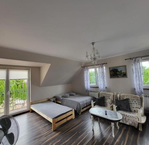 חדר משפחתי, Cicha Dolina