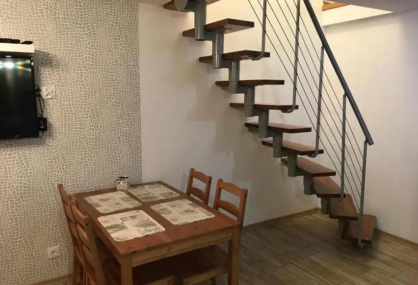 １ベッドルームドゥプレックスアパートメント, Apartamenty Kadłubek