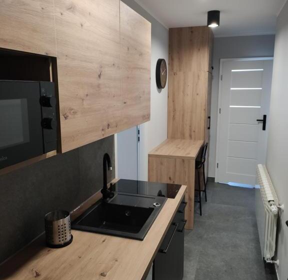 Апартаменты 2 Спальни, Krollhouse Pokoje Gościnne