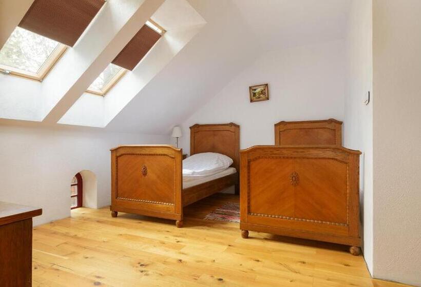 סוויטה משפחתית, Rokitnica 37