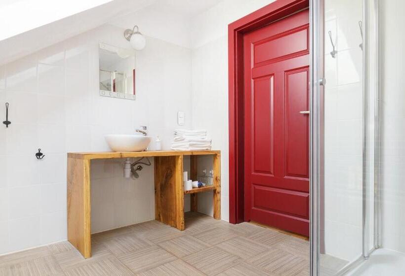 Family Suite, Rokitnica 37