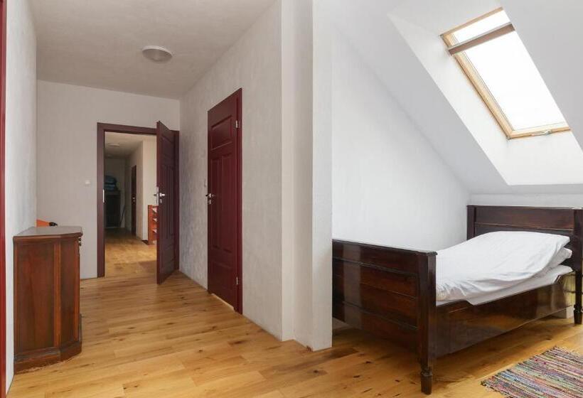 סוויטה משפחתית, Rokitnica 37