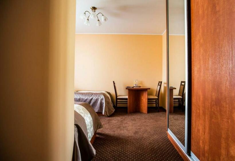 Номер Стандарт Трехместный, Park Hostel