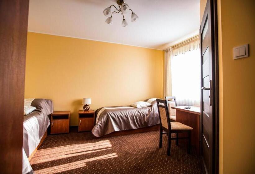 חדר קלאסי לשלושה, Park Hostel