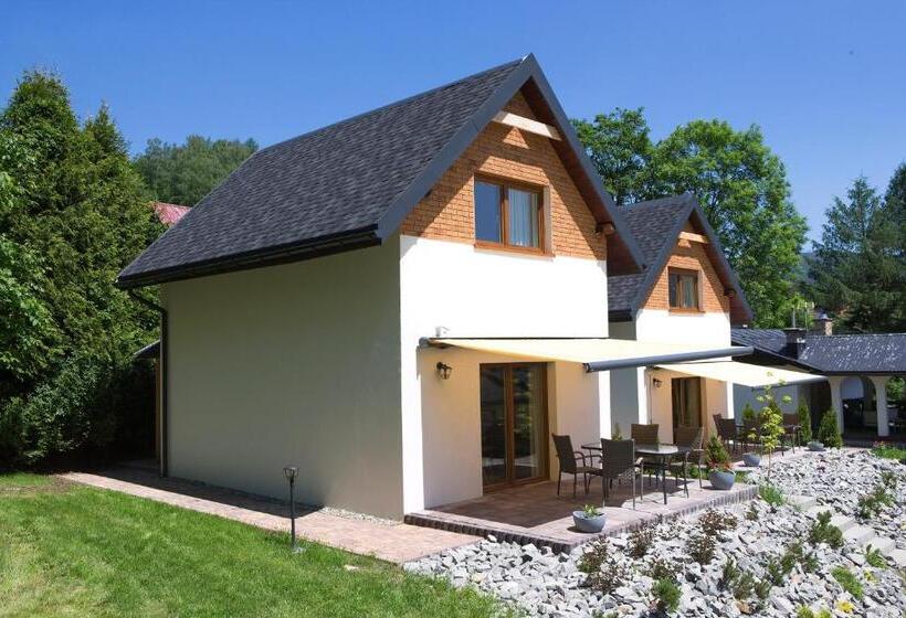 کلبه ییلاقی, Beskid Ski Villa