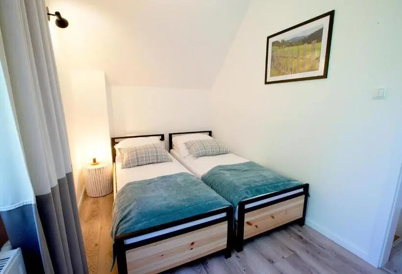 کلبه ییلاقی, Beskid Ski Villa