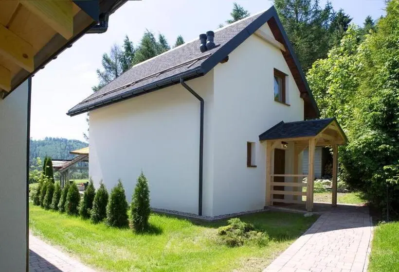 کلبه ییلاقی, Beskid Ski Villa