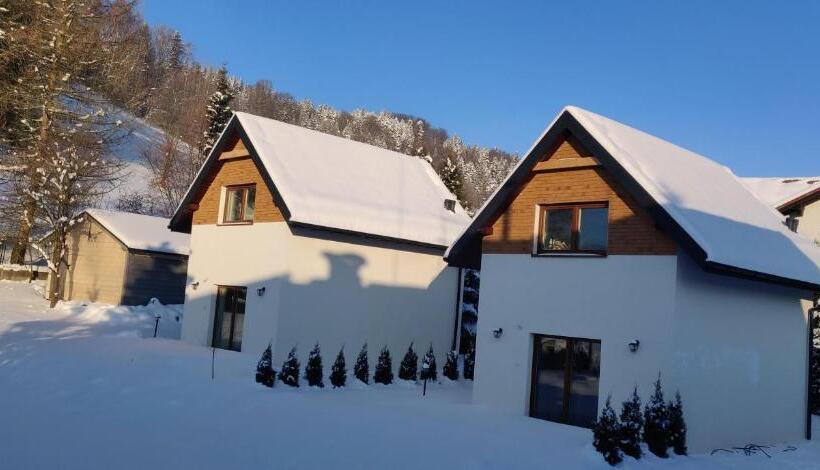 کلبه ییلاقی, Beskid Ski Villa