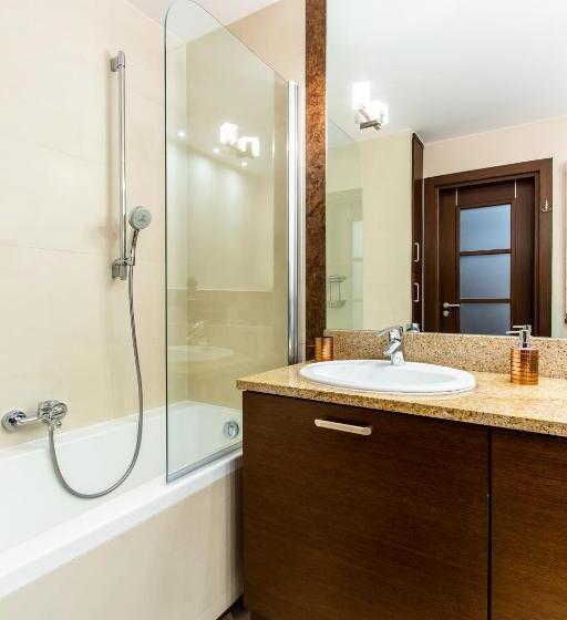 חדר סטנדרט חדר אמבטיה משותף, Clicktheflat Sienna Center Apart Rooms