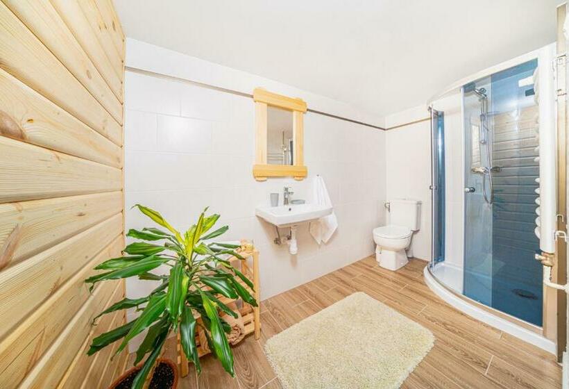 スタンダードトリプルルーム, Dom Na Turystycznej