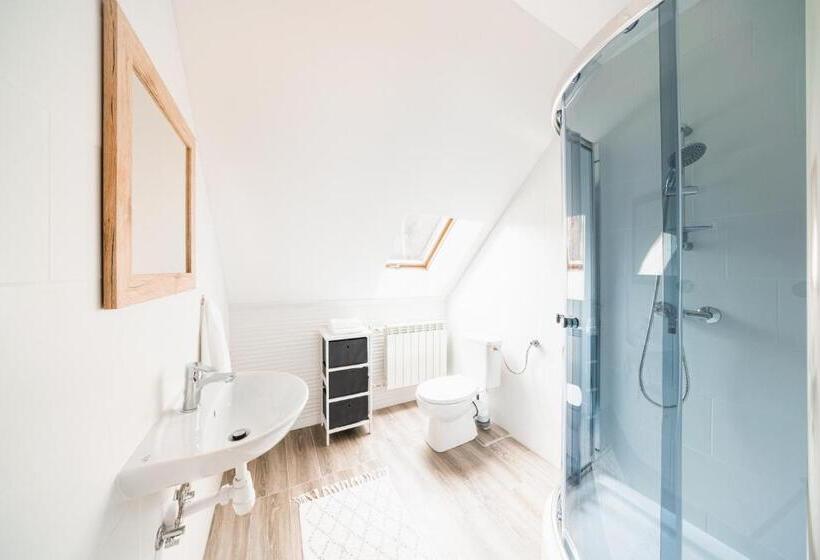 スタンダード４人部屋, Dom Na Turystycznej