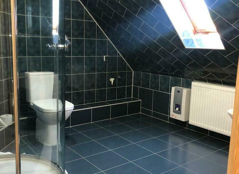 إستديو عائلى, Villa Stara Apteka