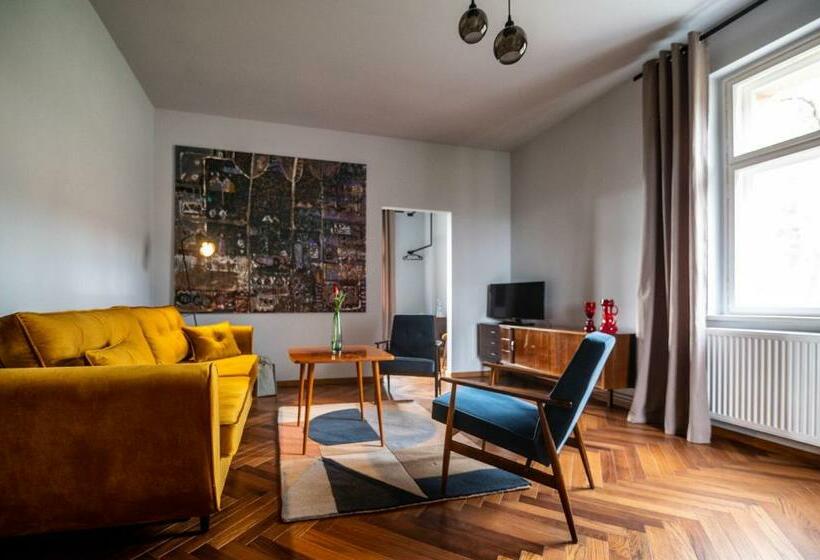 Люкс Вид на Сад, Villa Stara Apteka