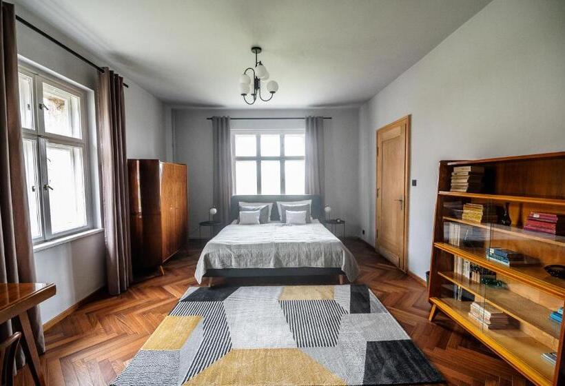 산 전망 스위트, Villa Stara Apteka