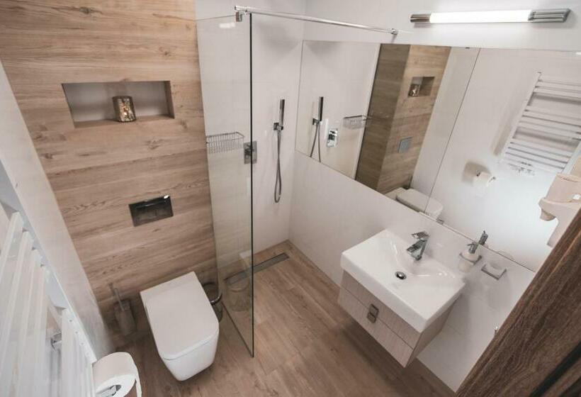 חדר משפחתי דלוקס, Skałka Zieleniec