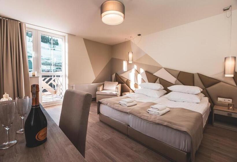 חדר משפחתי, Skałka Zieleniec