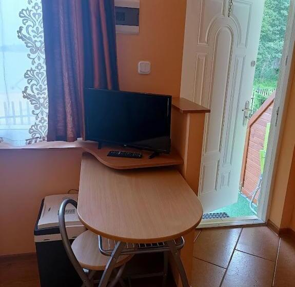 1 Bedroom Apartment Lake View, Vanilla Pokoje I Apartamenty Nad Brzegiem Jeziora