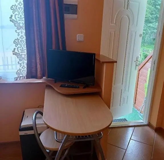 1 Bedroom Apartment Lake View, Vanilla Pokoje I Apartamenty Nad Brzegiem Jeziora