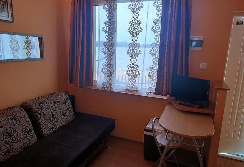 1 Bedroom Apartment Lake View, Vanilla Pokoje I Apartamenty Nad Brzegiem Jeziora