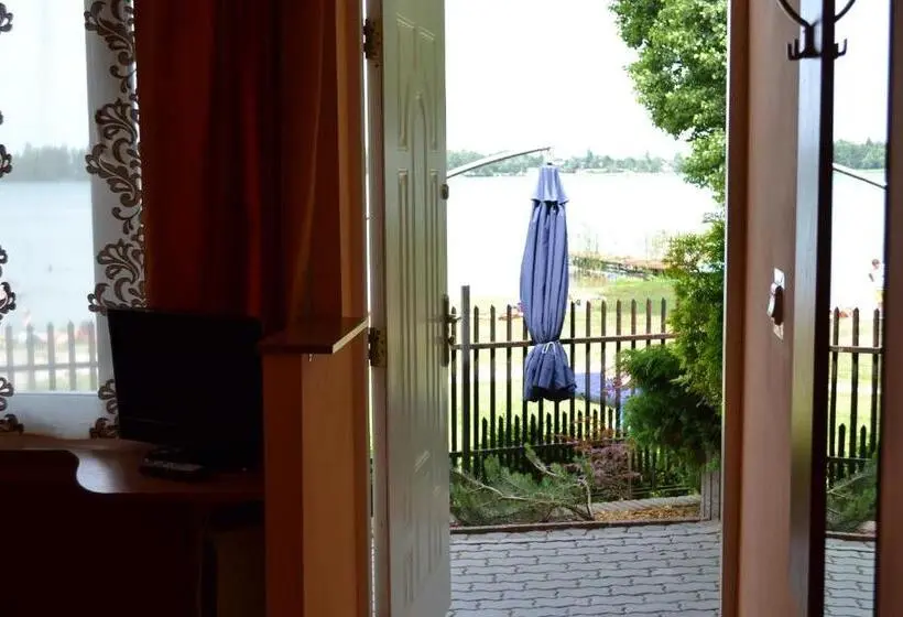レイクビュースタンダードルーム, Vanilla Pokoje I Apartamenty Nad Brzegiem Jeziora