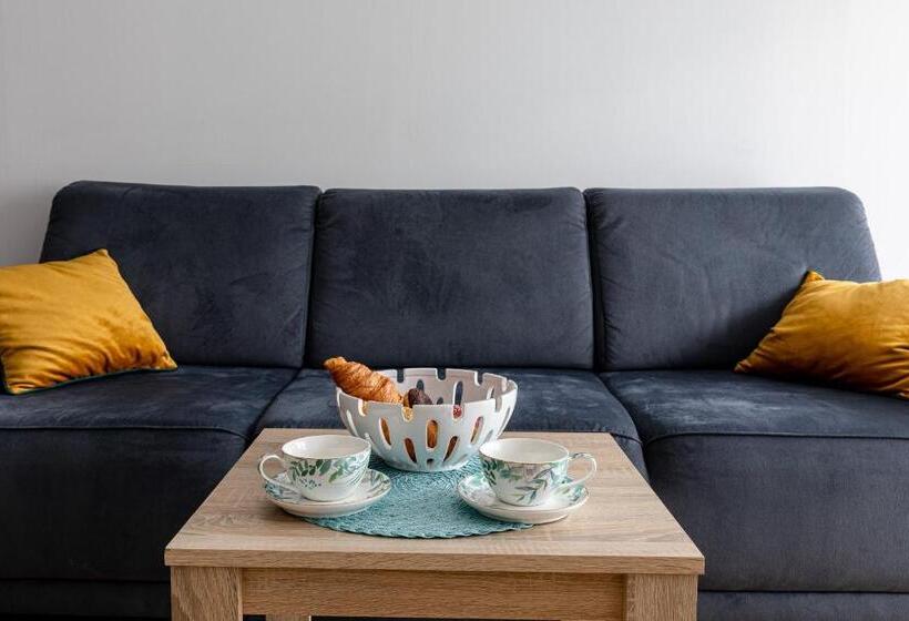 Апартаменты 1 Спальня, Symphony Baltica Towers Apartamenty