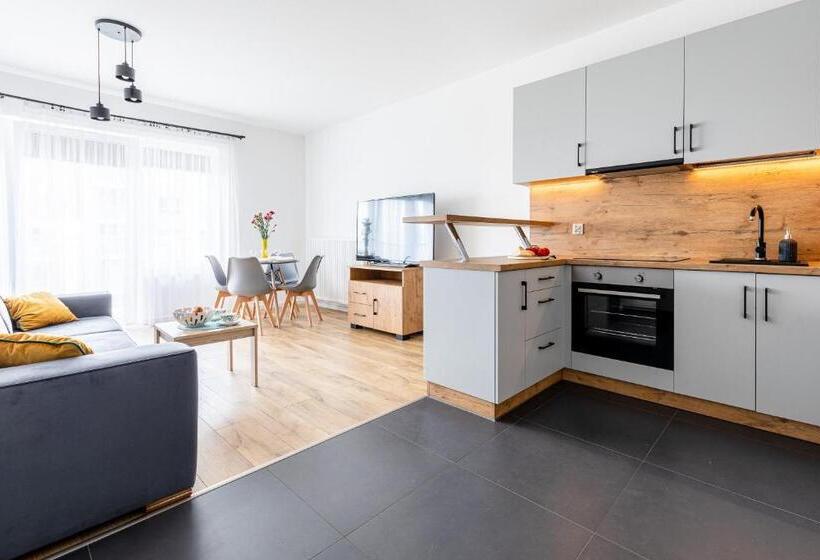 Апартаменты 1 Спальня, Symphony Baltica Towers Apartamenty