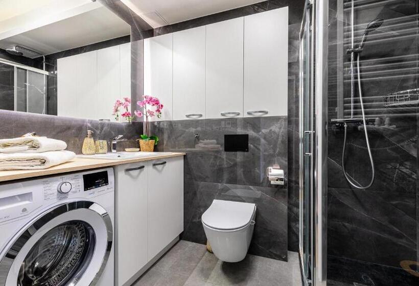 Апартаменты 1 Спальня, Symphony Baltica Towers Apartamenty