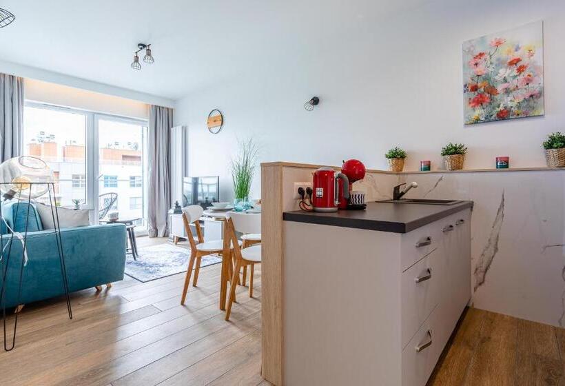 Апартаменты 1 Спальня, Symphony Baltica Towers Apartamenty