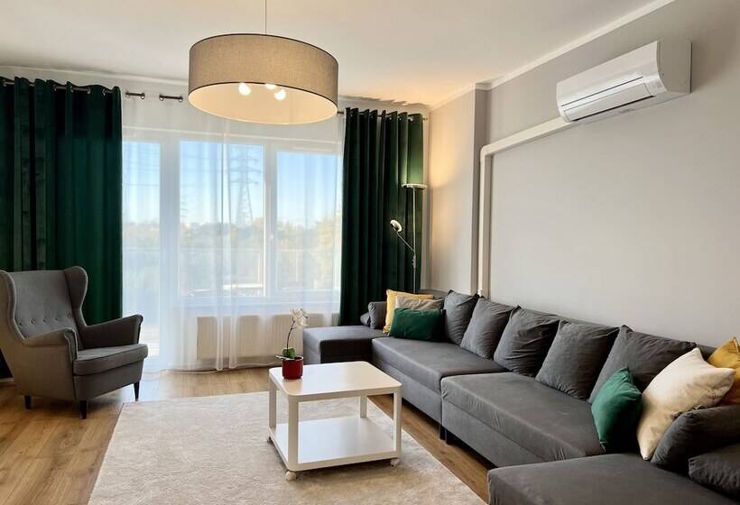 Апартаменты Deluxe 1 Спальня, Symphony Baltica Towers Apartamenty