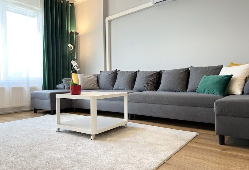 Апартаменты Deluxe 1 Спальня, Symphony Baltica Towers Apartamenty