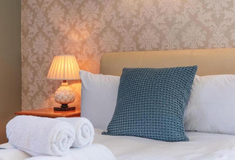 Номер Стандарт, Black Lion Hotel Richmond North Yorkshire