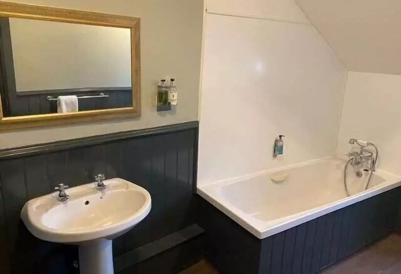 スタンダードルーム, Black Lion Hotel Richmond North Yorkshire