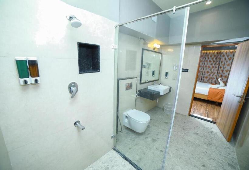 جناح مزوَّد بشرفة, Grand Palace Hotel & Spa