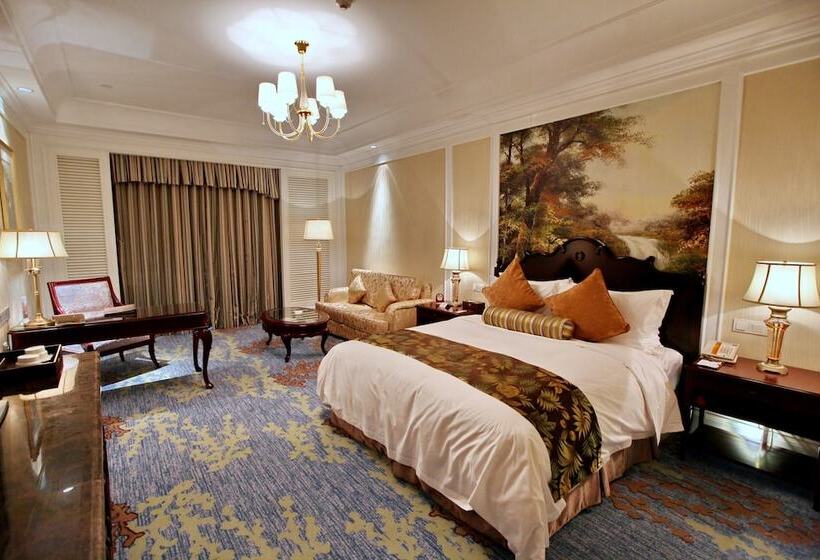 带海景的带双人床的标准间, Crowne Plaza Qingdao Ocean Spring Resort By Ihg