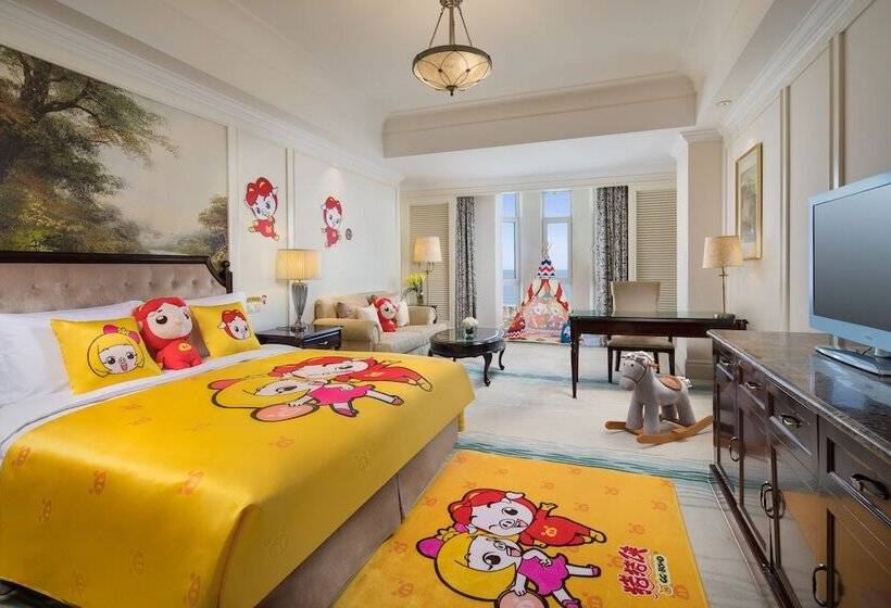 带海景的带双人床的标准间, Crowne Plaza Qingdao Ocean Spring Resort By Ihg